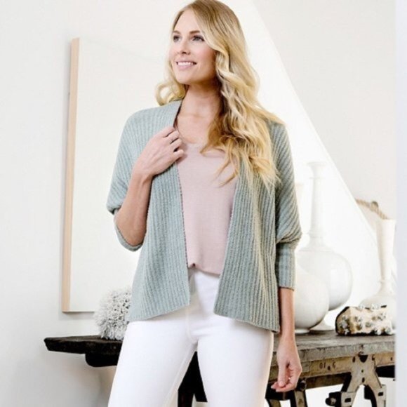 Barefoot Dreams Sweaters - Barefoot Dreams CozyChic Lite Ribbed Shrug